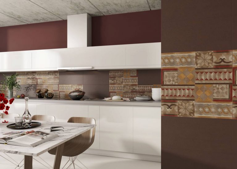 Murale w odcieniach beżu i złota: Luksus i ciepło – jak murale beżowo-złote odmieniają salon i łazienkę